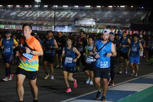 BIB: 45424, 4218, 41854, 46437, 43068, 41561, 
                            <button type="button" onclick="openModal(10581125)" class="btn btn-primary btn-sm float-right btn-popup" data-toggle="modal" data-target=".modal-high-quality">
                        <i class="fas fa-shopping-cart"></i> Add to Cart
                    </button>
                                            <button type="button" onclick="isThisMe(10581125, true)" class="btn btn-success btn-sm float-right btn-popup btn-isme hidden" data-toggle="tooltip" data-placement="bottom" title="นี่คือรูปของคุณใช่ไหม คลิกที่นี่เพื่อเอาเข้าอัลบั้ม">
                        <i class="fas fa-plus"></i> Add to album
                    </button>
                    <button type="button" onclick="isThisMe(10581125, false)" class="btn btn-warning btn-sm float-right btn-popup btn-isnotme hidden">
                        <i class="fas fa-ban"></i> Remove from album
                    </button>